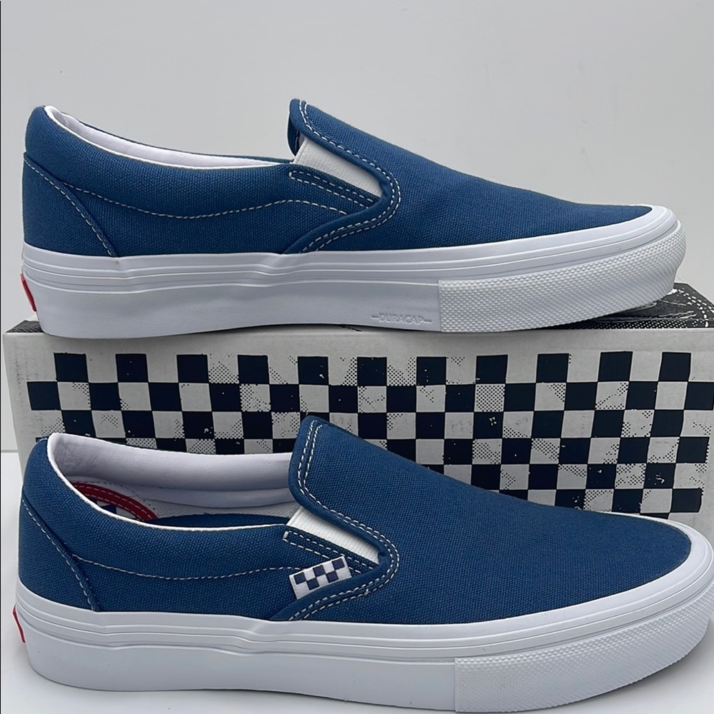 Vans Men’s Skate Slip-On Wrapped Dark Denim
VN0A5FCADDN
Sneakers - Picture 3 of 16